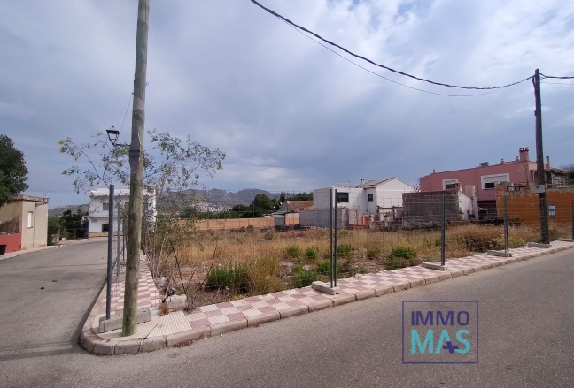 Parcelle / Terrain - Revente -
            Benidoleig - 2120