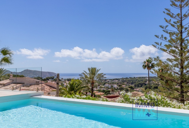 Villa - Herverkoop -
            Moraira - 2647V-E