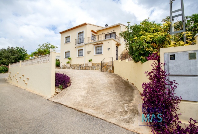 Villa - Resale - Orba - Orba