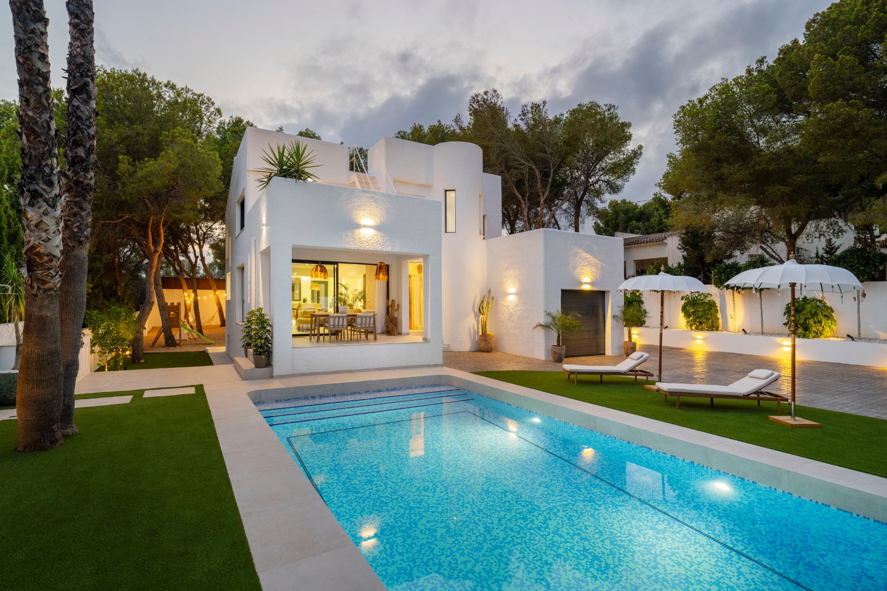 Venta. Chalet/Villa en Altea