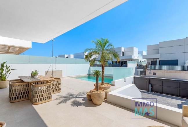 Nouvelle construction - Semidetached - Dolores - Sector 3