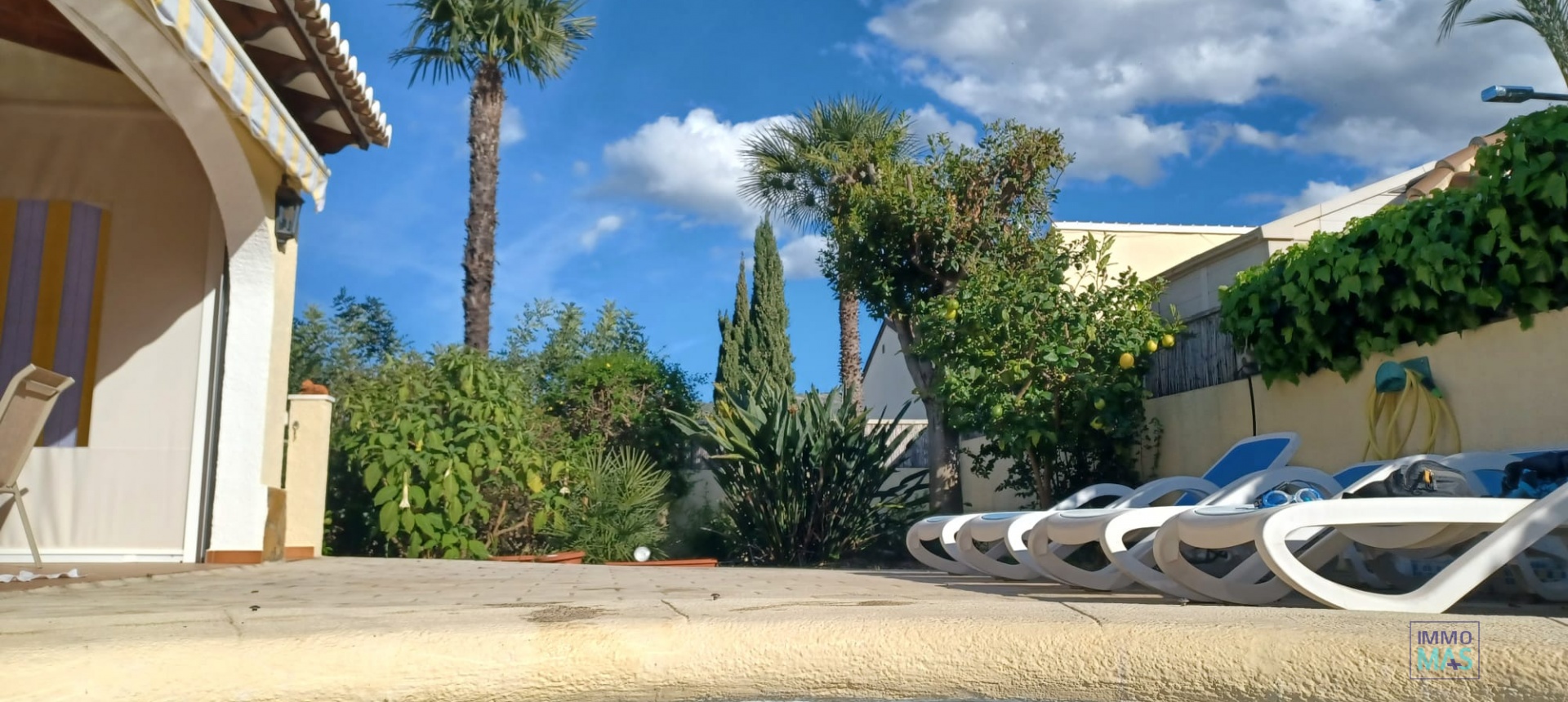 Resale - Villa - Orba