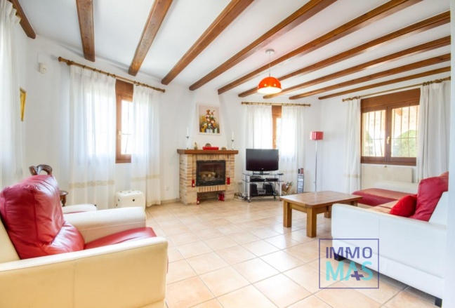 Resale - Villa - Orba