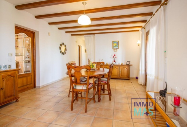Resale - Villa - Orba