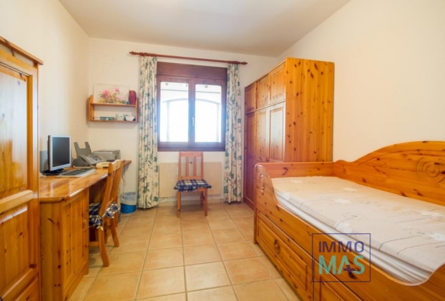 Resale - Villa - Orba