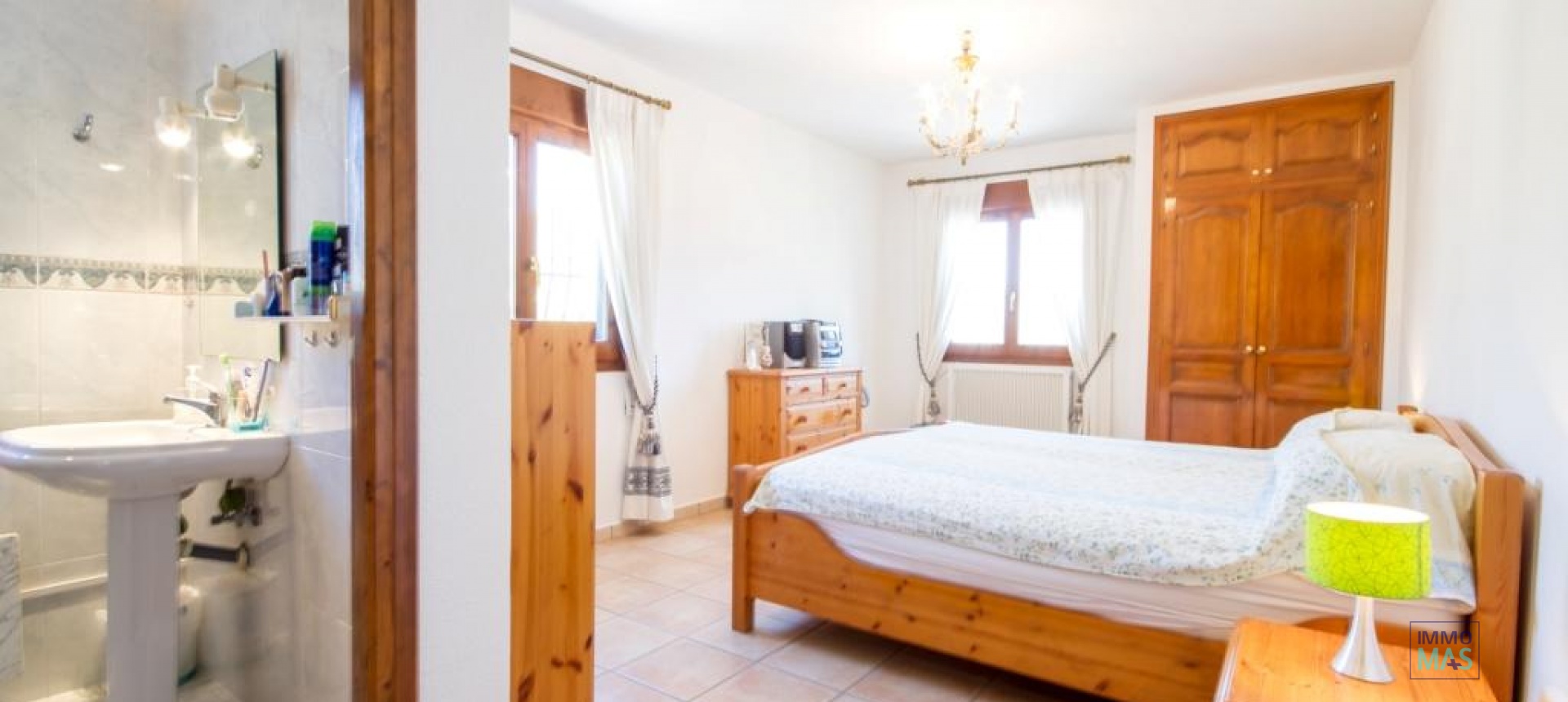 Resale - Villa - Orba