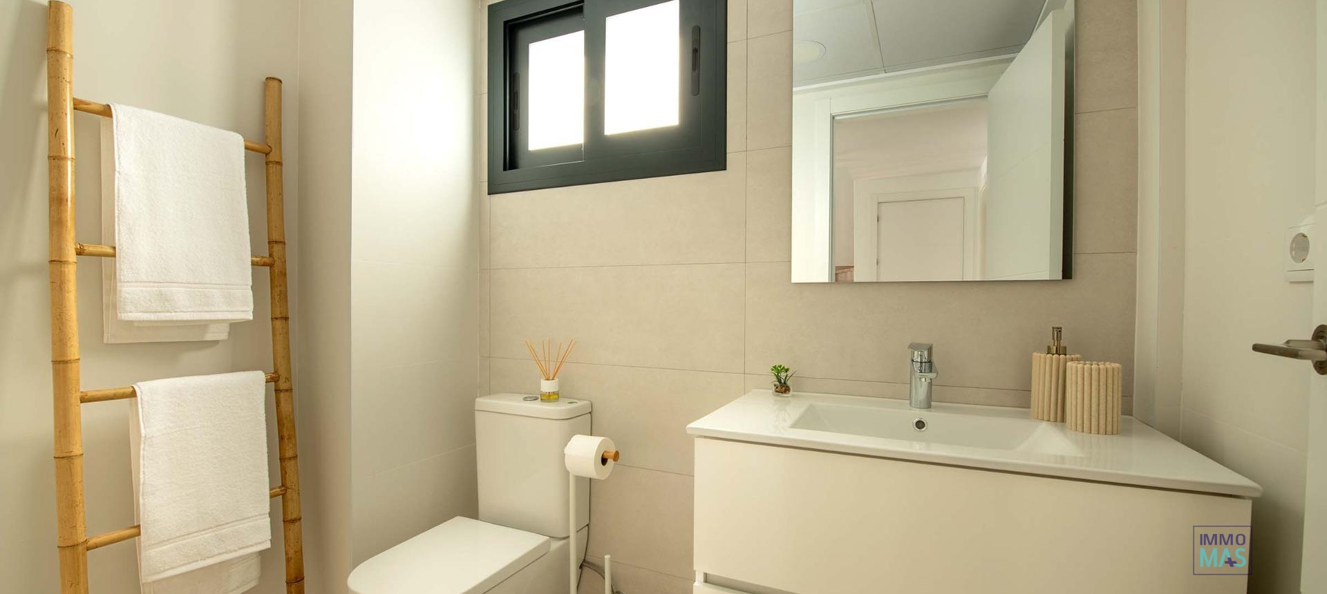 New Build - Apartment - Cox - San Fernando