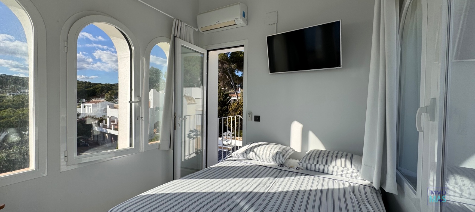 Resale - Villa - Moraira