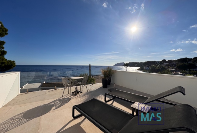 Resale - Villa - Moraira