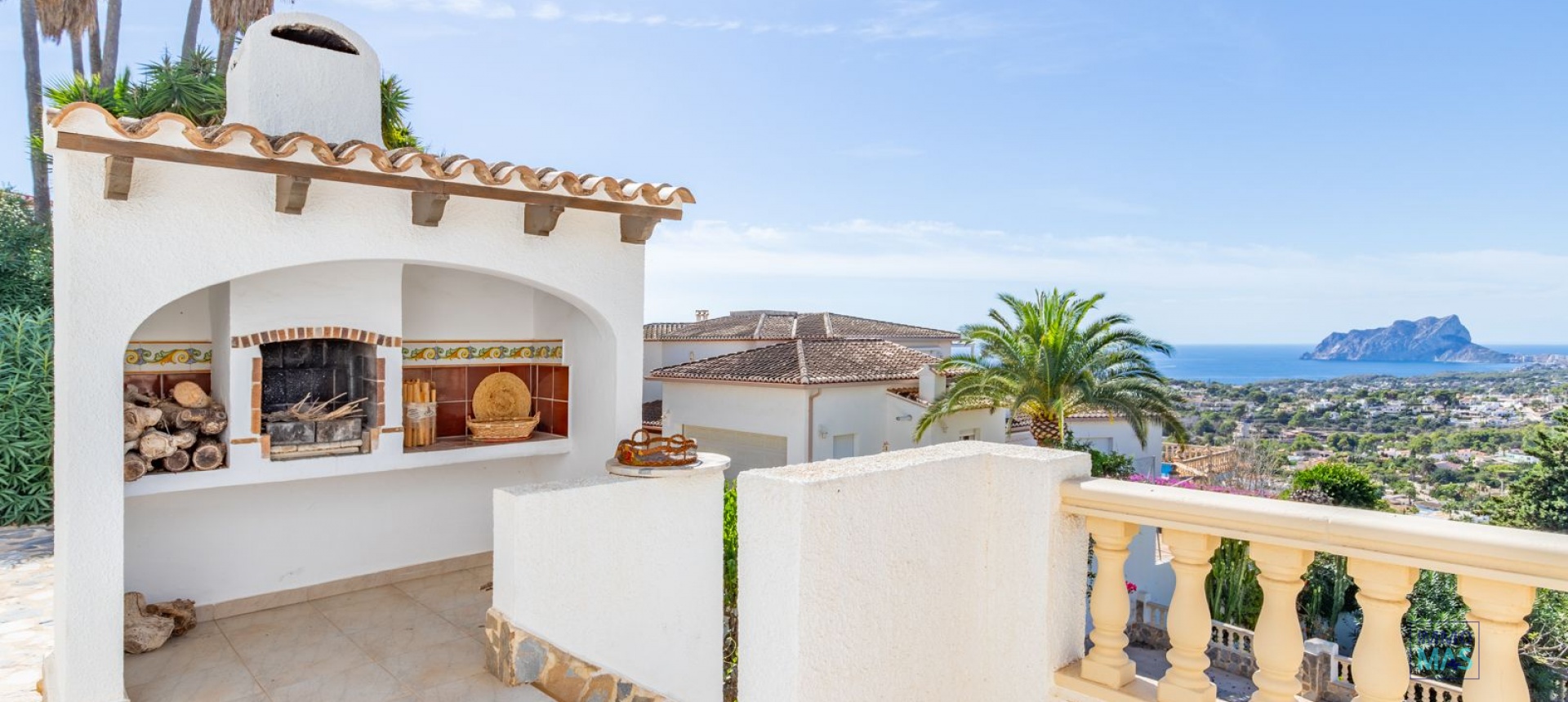 Resale - Villa - Moraira - Benimeit