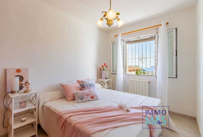 Resale - Villa - Moraira - Benimeit