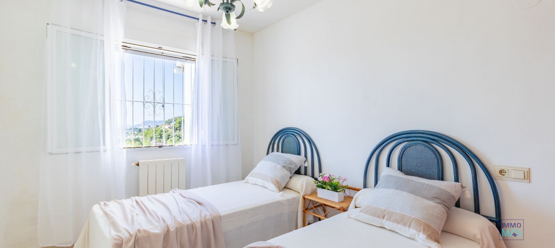 Resale - Villa - Moraira - Benimeit