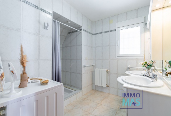 Resale - Villa - Moraira - Benimeit