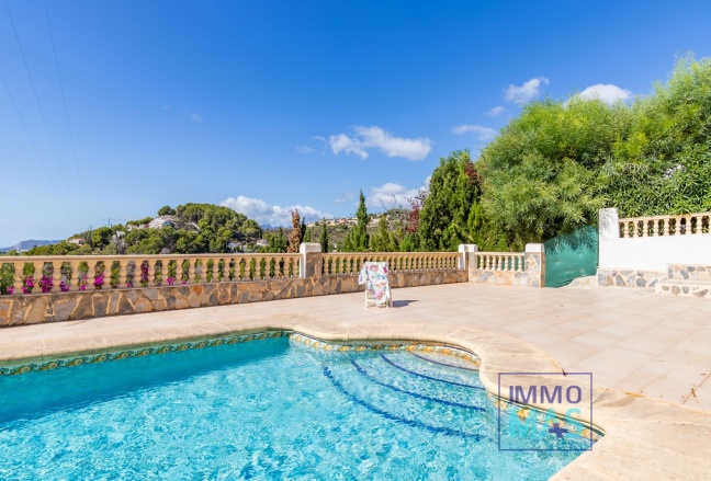 Resale - Villa - Moraira - Benimeit