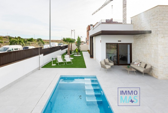 New Build - Villa / Semi semi-detached - Orihuela Costa - Vistabella Golf