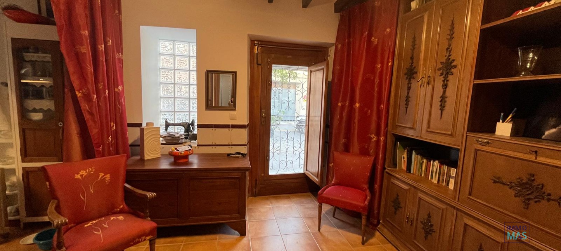 Resale - Villa - Orba