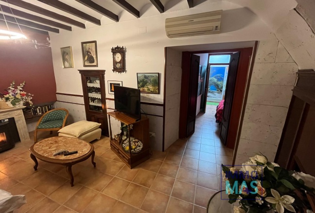 Resale - Villa - Orba