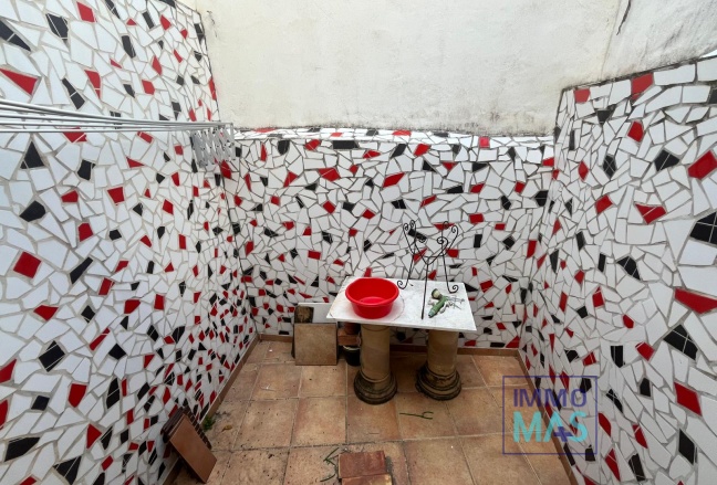 Resale - Villa - Orba