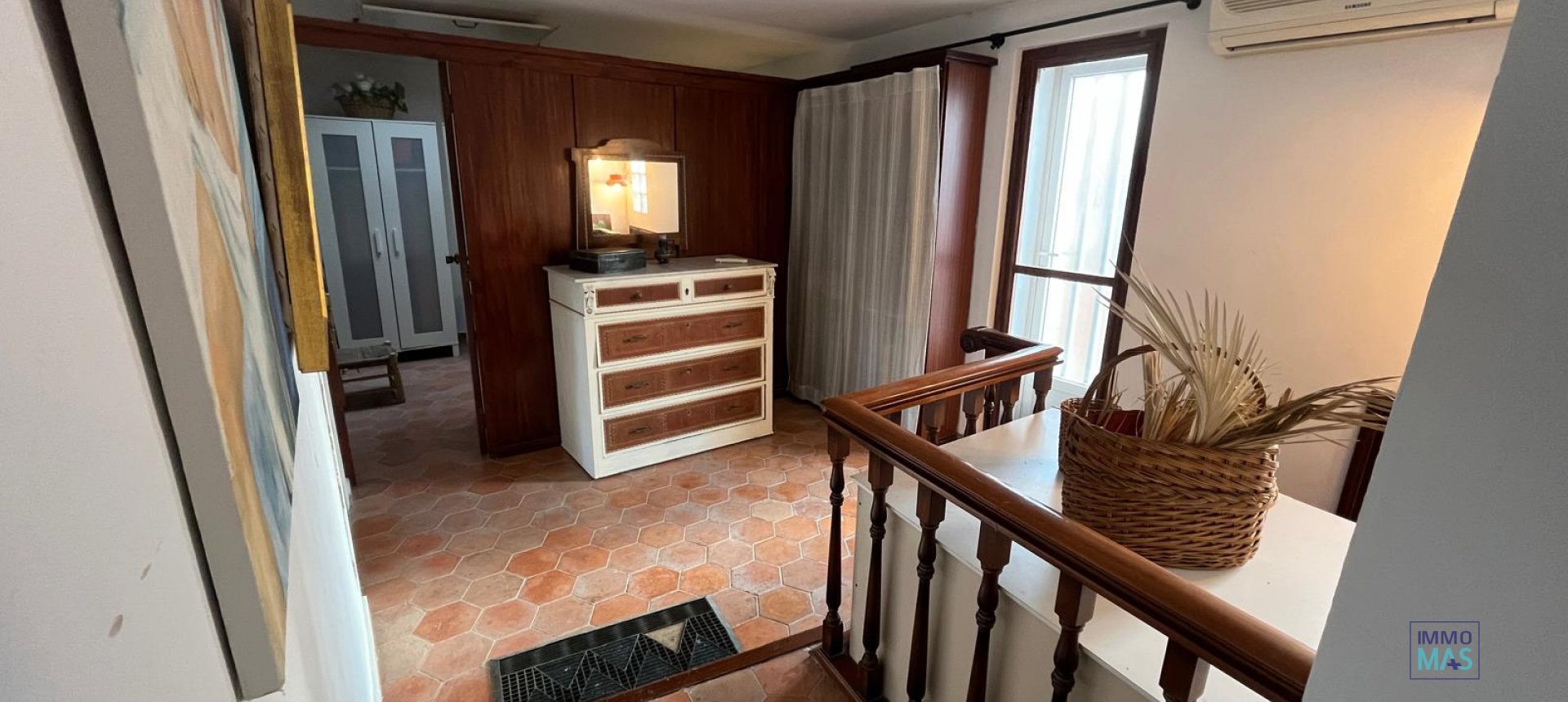 Resale - Villa - Orba