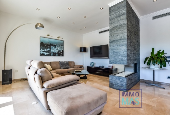 Resale - Villa - Benissa - La Fustera