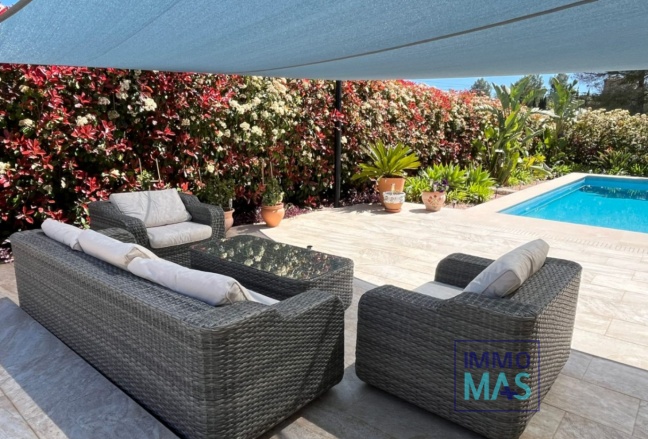 Resale - Villa - Alcalalí