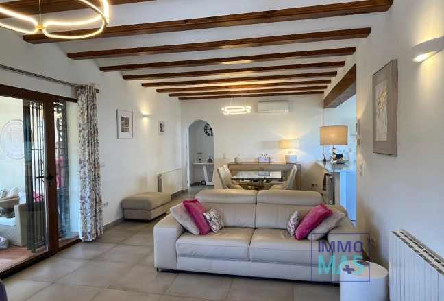 Resale - Villa - Alcalalí