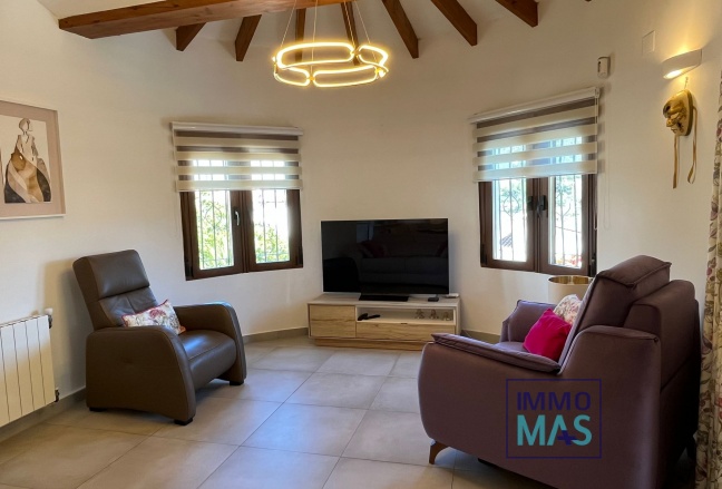 Resale - Villa - Alcalalí