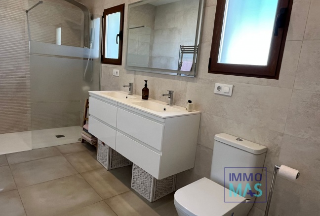 Resale - Villa - Alcalalí