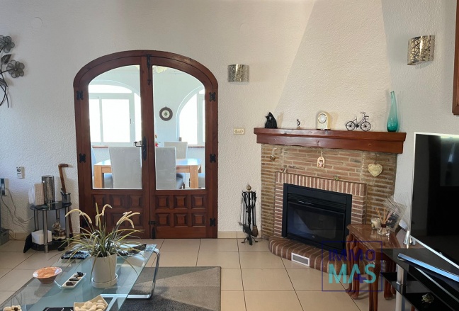 Resale - Villa - Orba