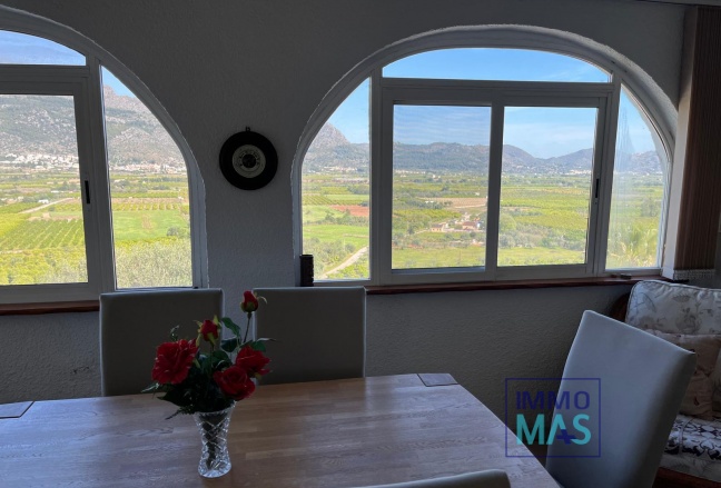 Resale - Villa - Orba