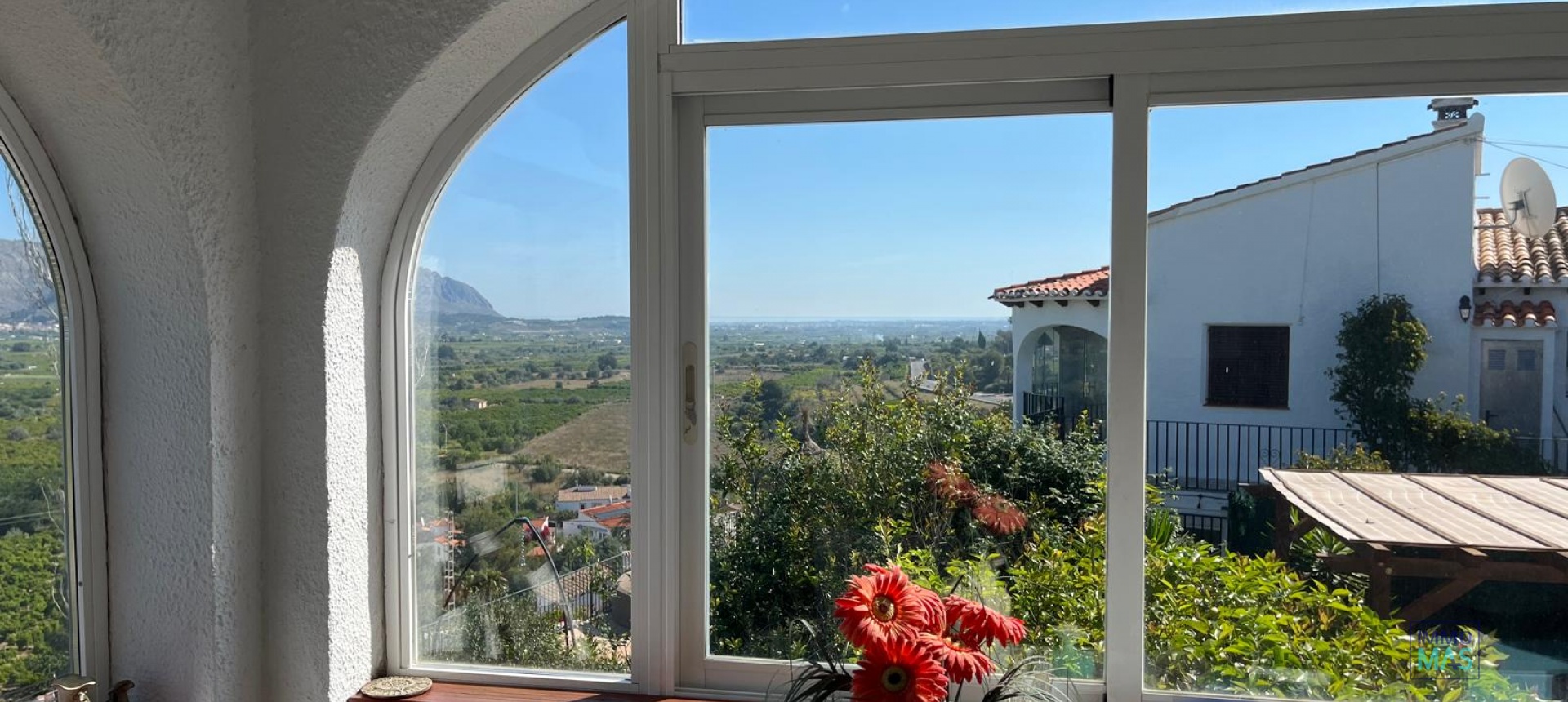 Resale - Villa - Orba