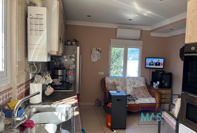 Resale - Villa - Orba