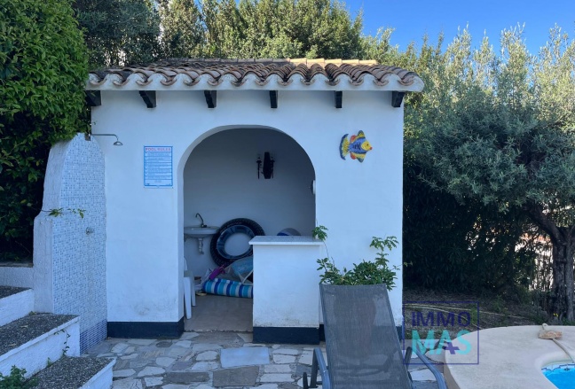 Resale - Villa - Orba