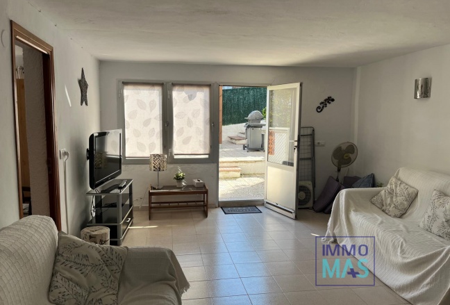 Resale - Villa - Orba