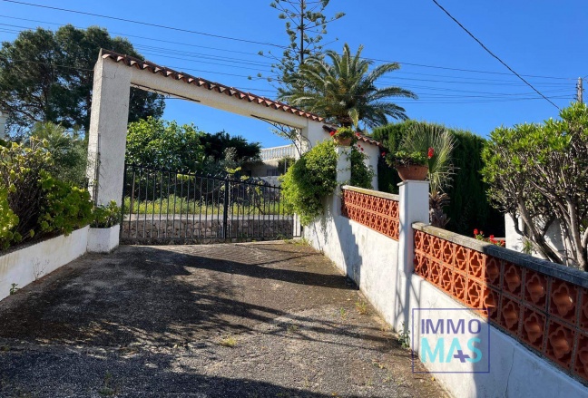 Resale - Villa - Orba