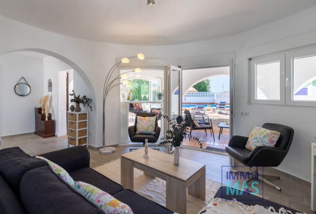 Resale - Villa - Benissa - Baladrar
