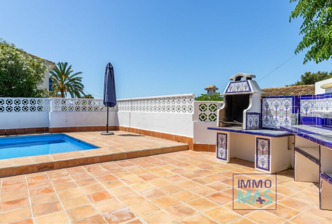 Resale - Villa - Benissa - Baladrar