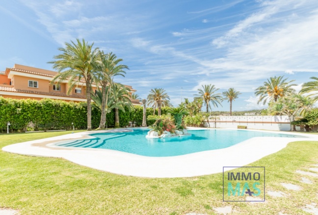 Resale - Apartment - Moraira - Centro
