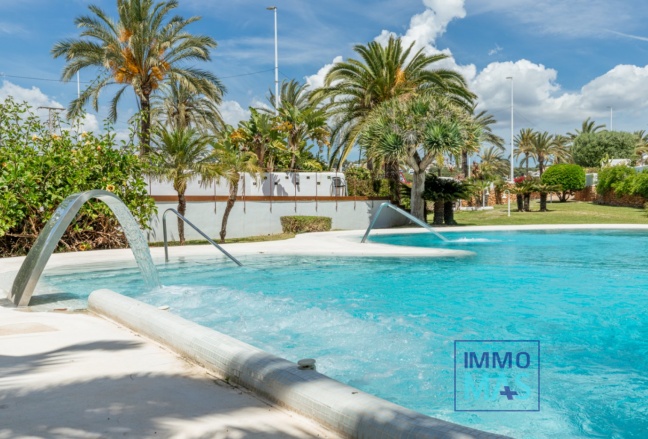 Resale - Apartment - Moraira - Centro