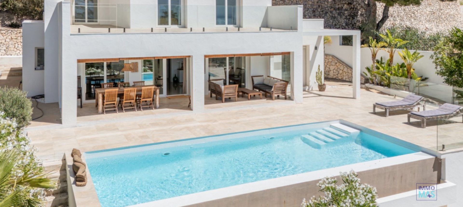 Resale - Villa - Moraira - Benimeit
