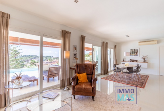 Resale - Villa - Moraira - Benimeit