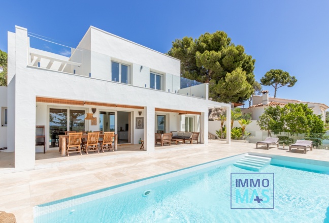 Resale - Villa - Moraira - Benimeit