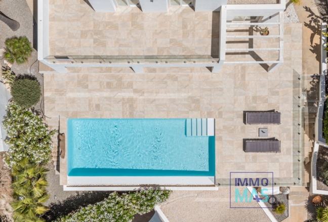 Resale - Villa - Moraira - Benimeit