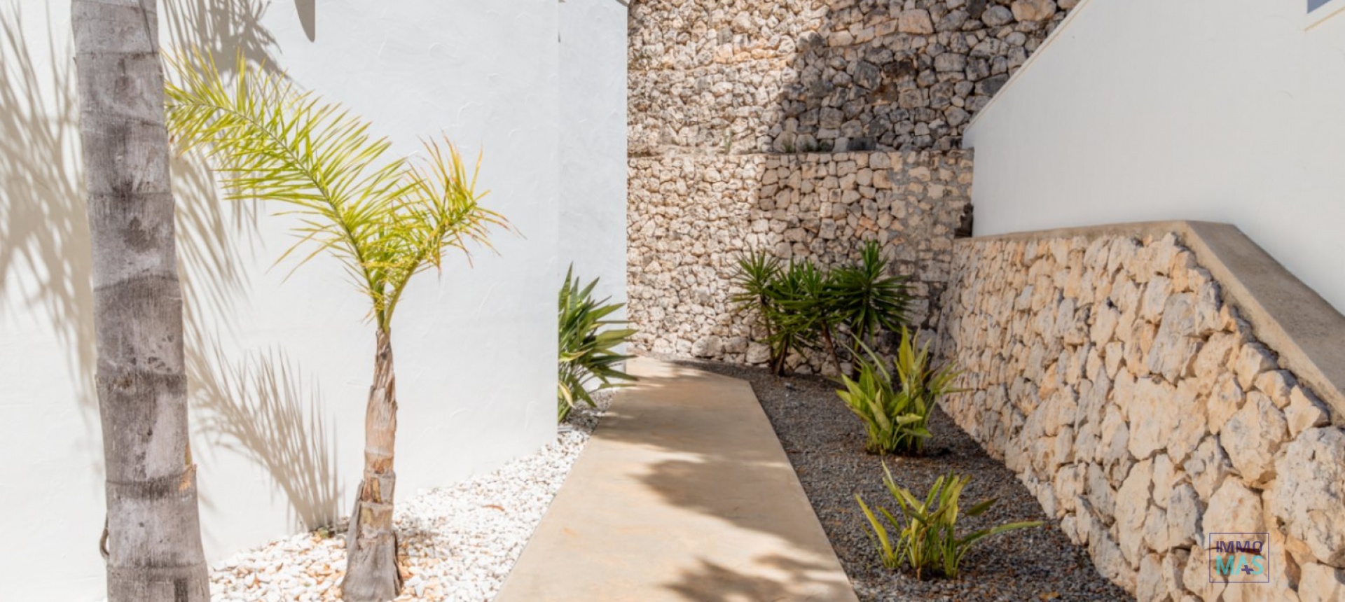 Resale - Villa - Moraira - Benimeit