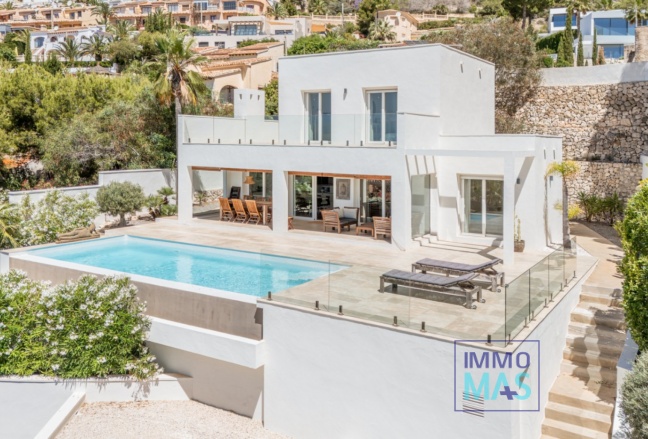 Resale - Villa - Moraira - Benimeit