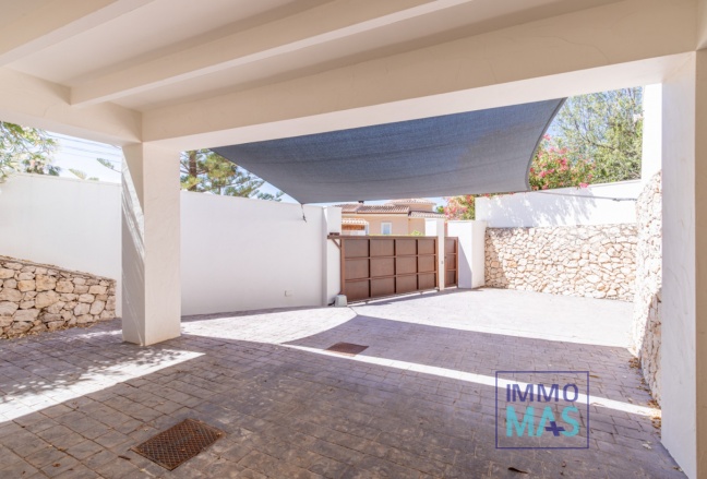 Resale - Villa - Moraira - Benimeit