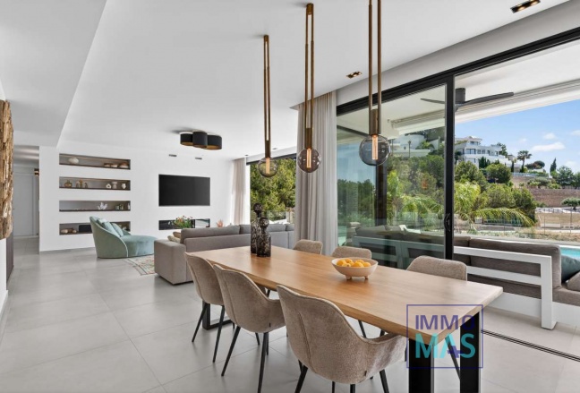 Resale - Villa - Benissa