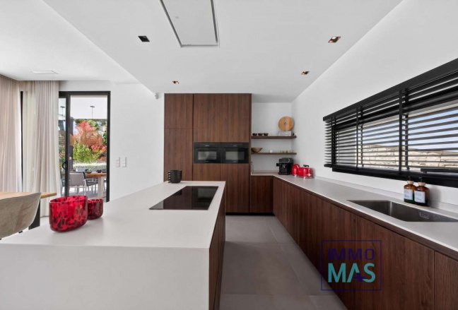 Resale - Villa - Benissa