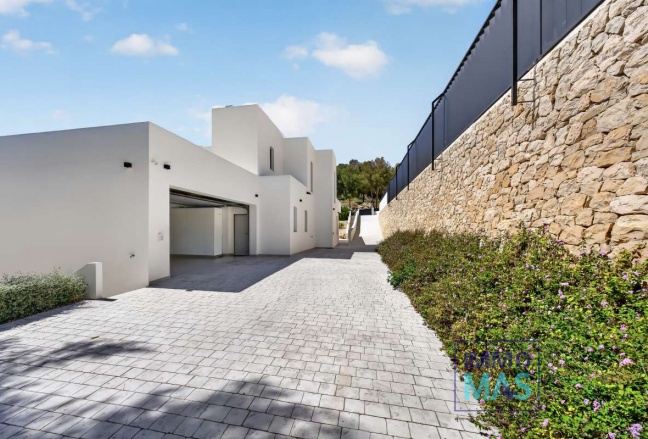 Resale - Villa - Benissa