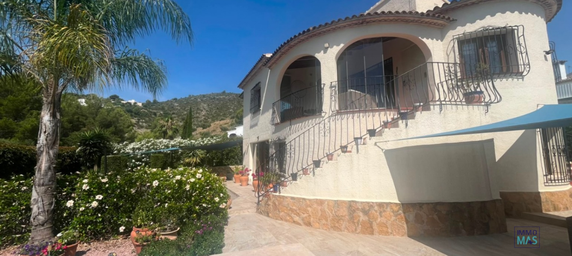 Resale - Villa - Alcalalí